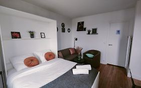 Studio Neuilly Seine - Champs Elysées - La Défense